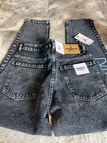 Jordan Baggy mom/carrot fit jeans