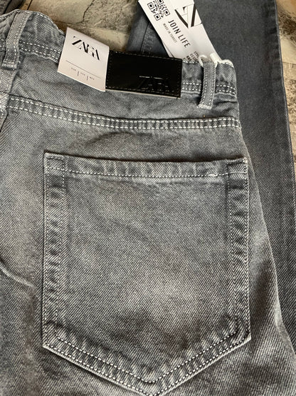 Zara baggy mom / carrot fit jeans