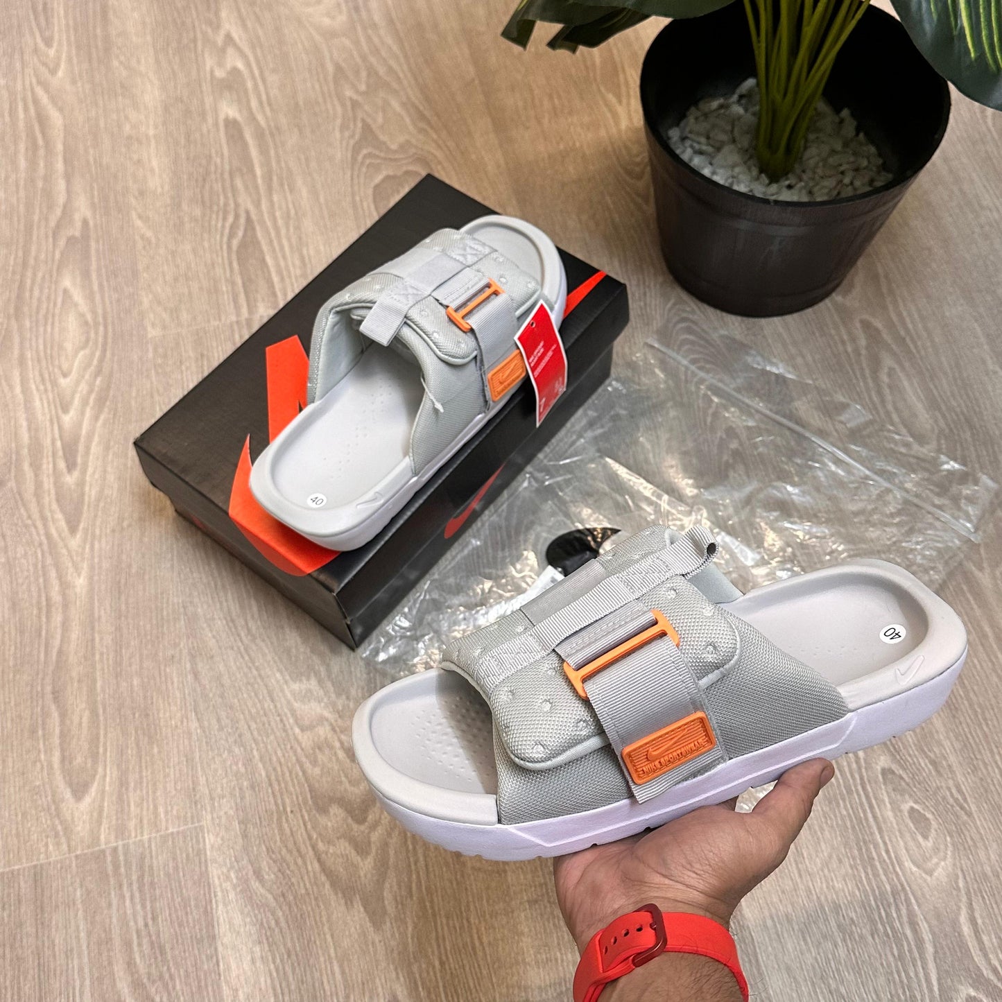 Nike Asuna 3 slides